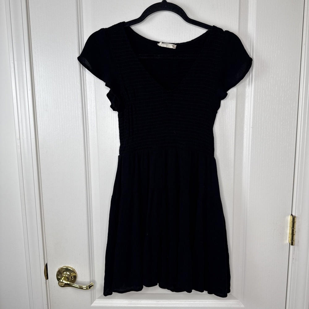 Altard State Womens XS Black Smocked Tiered Mini Dress Flutter Sleeve V Neck LBD